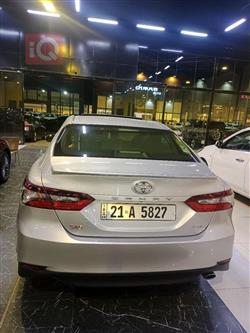 تۆیۆتا کامری